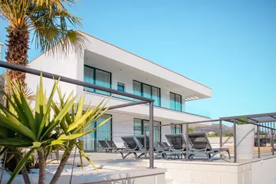 Image de Sunset Serenity Villa with Pool, Gym and Sauna - Six Bedroom Villa with Pool