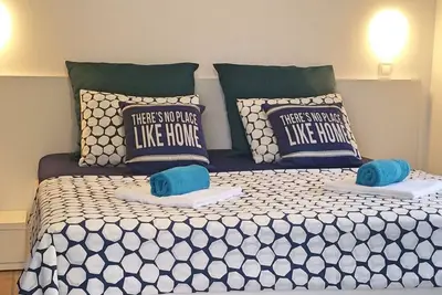 Image de Apartments Mateo - One Bedroom Apartment - Blue