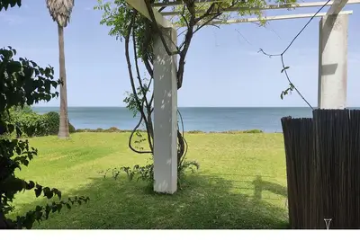 Image de Spinola Beachfront Bungalows - La Magnolia