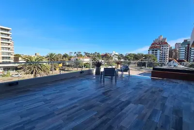 Image de Beautiful three-room apartment in the center of Pinamar, steps from the sea.