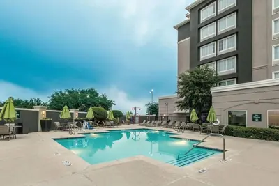 Image de 2 Double Beds, La Quinta Inn, Pet-Friendly Haven by At&T Stadium, 2 Units