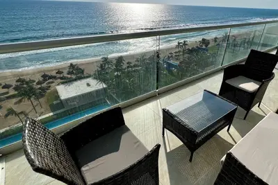 Image de Peninsula Mazatlan Apartment Walk to Beach and Ocean View 3 Bd. 2. 5 Ba