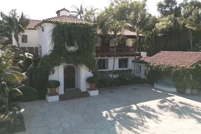 Image de Luxury Santa Barbara Spanish Estate, 5 Bed 6 Bath