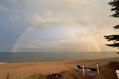 Image de 195' of sandy private beach! 5 Bedrooms, Game room - Luxurious Getaway!