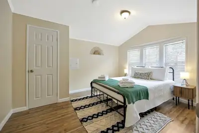 Image de Brand New Two Bedroom: Near the Caverns