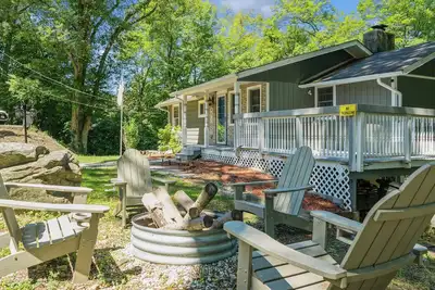 Image de Charming Lake Community Cottage 2br Retreat Near Mountain Creek