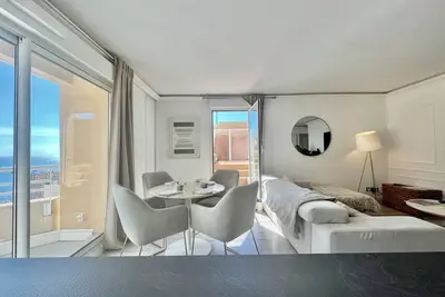 Image de Magnifique penthouse avec vue mer, grande terrasse de 35 m² et parking souterrain