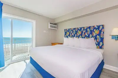 Image de Breath-taking Remodeled Oceanfront Studio! Sea Mist 20307