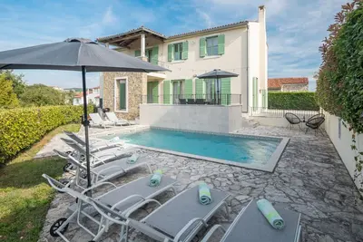 Image de Villa Morgan for 8 people in Central Istria with 45 m2 heated pool & pet friendly