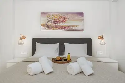 Image de 2 Bedroom apartment Athens City Center