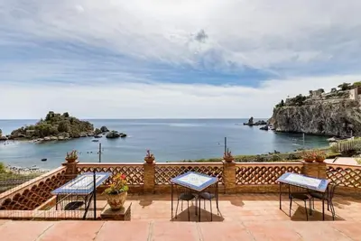 Image de Il Pescatore Elegant Apartment with Stunning Bay Views at Isola Bella, Taormina