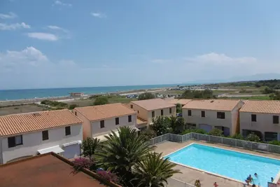 Image de Studio Mezzanine Climatisé avec Piscine & Tennis - 4p