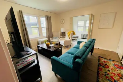 Image de Central Evanston Private 1st Floor Roomy Apt