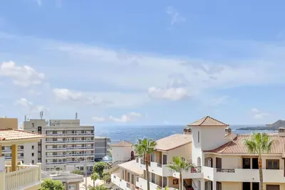 Image de Sun And Green, Heated Pool, 3 Rooms, Air C