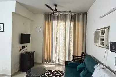 Image de Apartment in Noida Best Location 2bhk