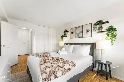 Image de Nice 2bd/1. 5ba Next to Bu 7848