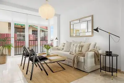 Image de Marvelous waterfront apt by Costarentals - Ref 73