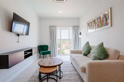 3br Loft Condo! Resort Style Pool!