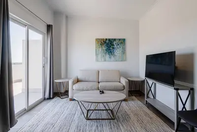 Image de Private Balcony With Amazing Views!