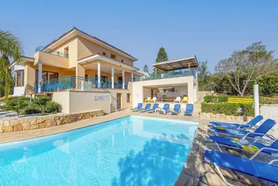 Image de Apollon Zeus Villa - Cinq Chambres Villa, Couchages 10