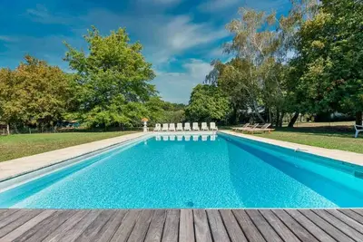 Image de Parenthèse 30 couchages Piscine deux Gîtes de 15 couchages