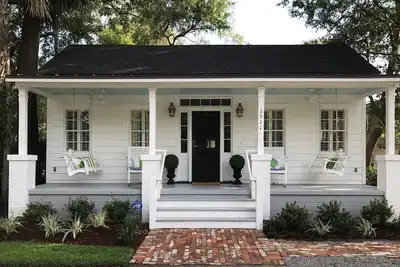 Image de King Street Cottage - 2 Bedroom Historic District Downtown Beaufort Cottage