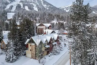 Image de 3 Bed, 3. 5 Bath Townhome at Red Resort