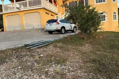 Image de Grand View Near to Treasure Beach & Lovers Leap with Wifi in St. Eliz. Jamaica