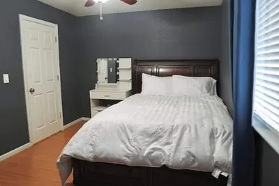 Image de Attractive Double Story in Turlock Denair near 99