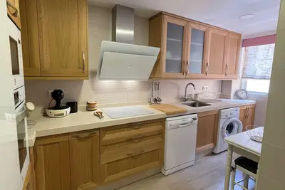 Image de Centrally located apartment near the sea.