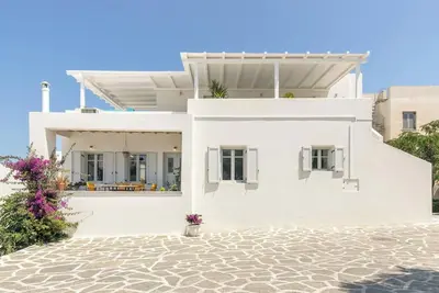 Citrine Residence in Naoussa, Paros