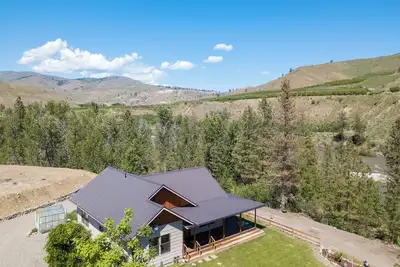 Image de Charming 2-bedroom house with WiFi, Ac in wonderful Pateros