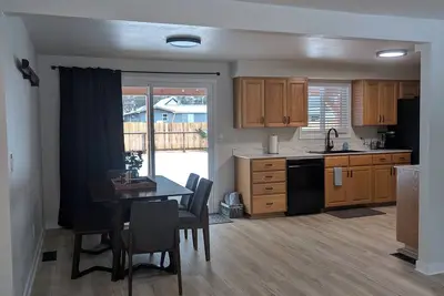 Image de Serene Chalet Walking Distance to Silver Mt.