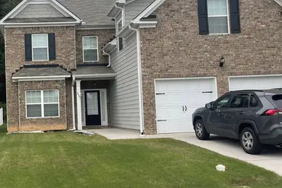 Image de Spacious 4-bedroom house with WiFi and Ac in charming Fairburn, Ga