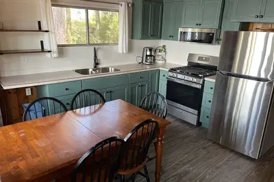 Image de Shady Rest Cabin #8, 3bd, Sunset Views, Beach, Pets Welcome, Swimming, Firepit