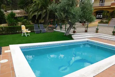 Image de Fenomenal Villa En Calafell (Costa Dorada) Con Piscina Privada, 12 personas