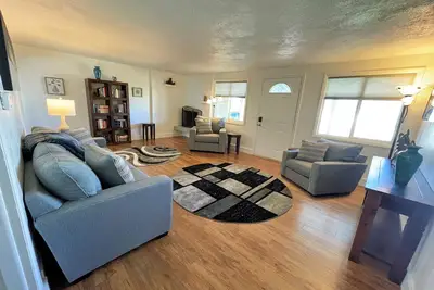 Image de Modern 7br Family Oasis in Salt Lake Valley