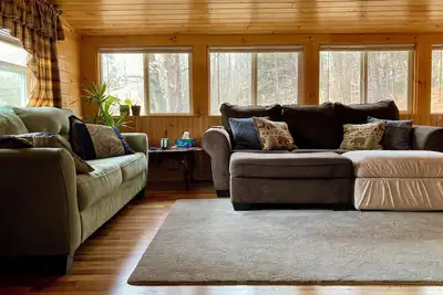 Image de Cozy Dog-Friendly Home with WiFi