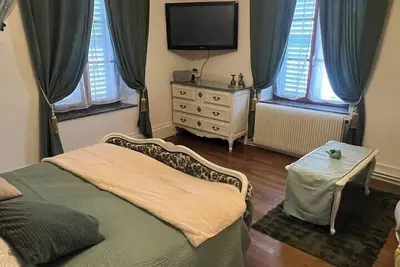 Image de Domaine du Rosière: gîte de 4 à 8 personnes