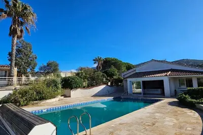 Image de Villa de standing Les Amandiers, vue mer & piscine