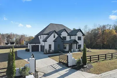 Image de Splurge In Luxury