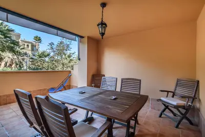 Image de Los Albatros - Playa de los Haraganes Hahb77p120