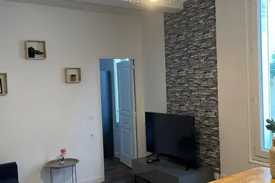 Image de Appartement 2 pièces calme proche de La Défense Arena - Paris - Champs-Elysées