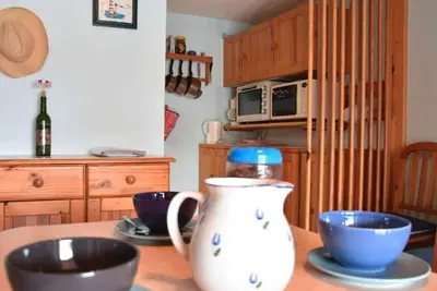 Image de Gruissan : Studio Mezzanine Confort, Parking Privé, Proche Commerces et Plages