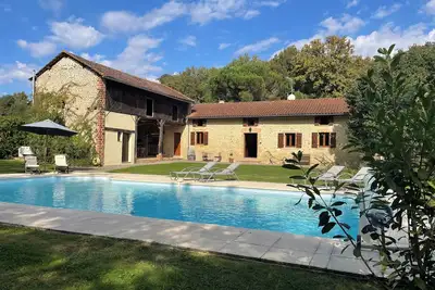Image de Beautiful, private house with large pool & garden.