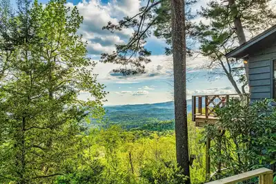 Image de Buena Vista Views - Incredible Views from this home in Highlands, Nc.