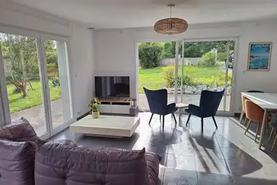 Image de Maison spacieuse à Saint-Lunaire – 10 min de la plage & du centre