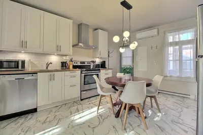 Image de Sillons de Maguire appartement chic avec stationnement