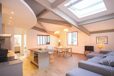 Image de Joli Loft \"la Salis\" à Antibes