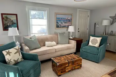 Image de Peaceful & charming 3-bedroom house with WiFi and Ac